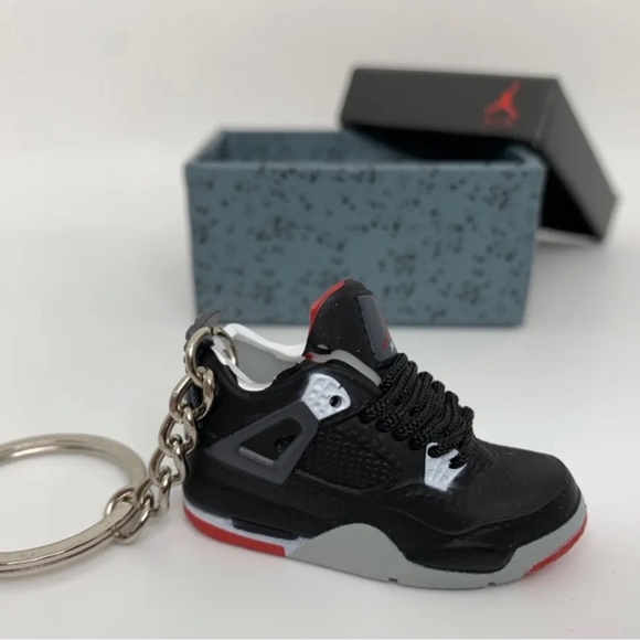 Air Jordan Mini Sneaker Keychain with Shoe Box - Picture 1 of 1